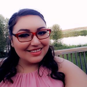 Meet your Posher, Ally